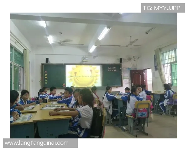 与杨芳畅聊英雄联盟S15赛季的成长与挑战之路