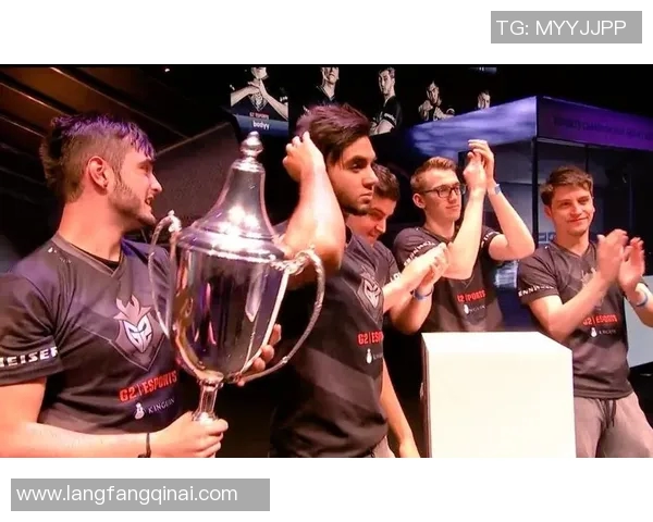 探讨CSGO焦点TES在S15LOL赛季中的表现与速度策略分析