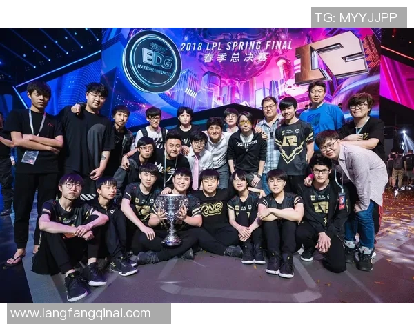 揭开英雄联盟RNG战队的神秘面纱探索他们的独特节奏与战术风格实时新闻